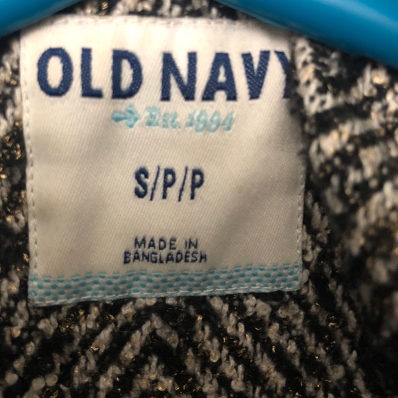 Tweed winter jacket with large black buttons - Picture 2 of 5